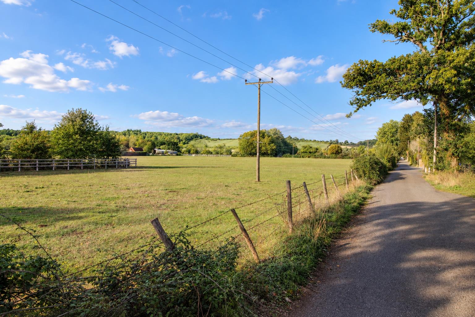 Mapledurham Drive, Purley On Thames